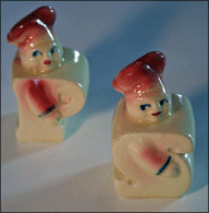 Shawnee Salt n Pepper Shakers