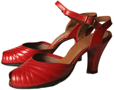 40s Strappy Pumps