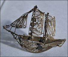 Vintage Figural Pin