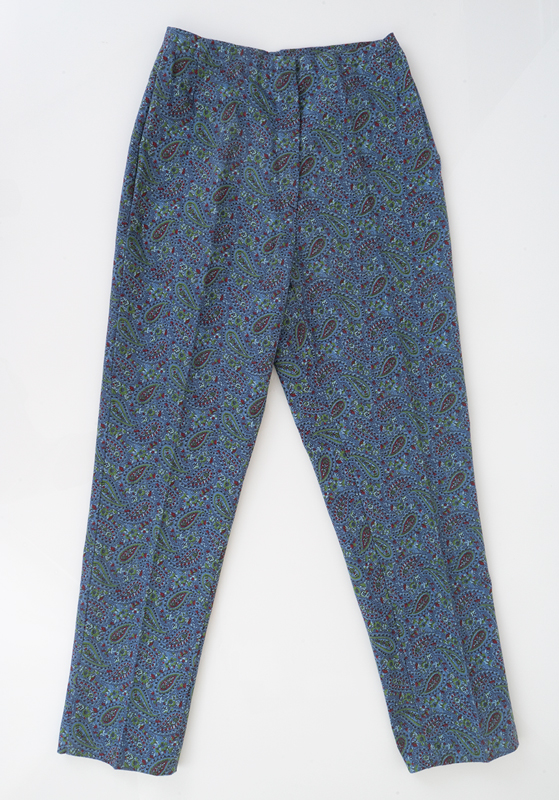 Vintage Paisley Stretch Capris