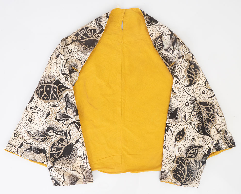 Bold Mid-Century Tropical Print Shrug