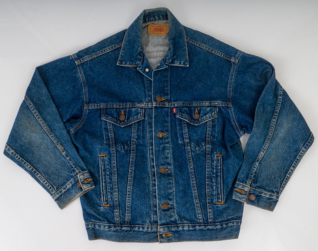Vintage 1980'S Levi's denim jacket, made in the USA, size L, men's unclear blue type Vintage Second Hand