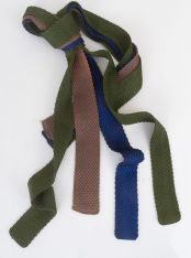 Vintage Knit Collegiate Neckties