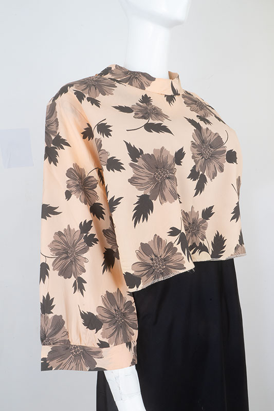 Bold Floral Print Satin '60s Blouse
