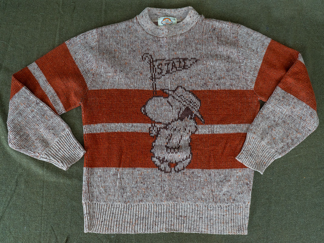 1970s Snoopy BMOC Arrow Sweater