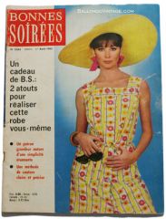 1960s French Women's Interests Magazine