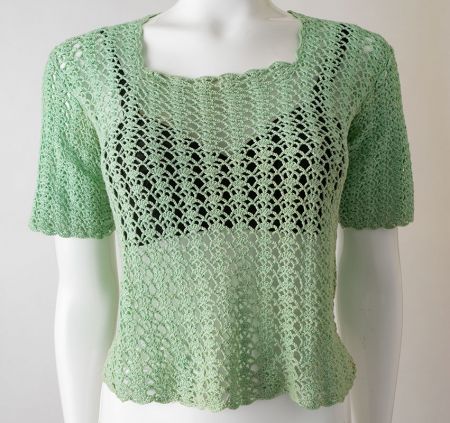 1930s Crochet Knit Blouse: Ballyhoovintage.com 
